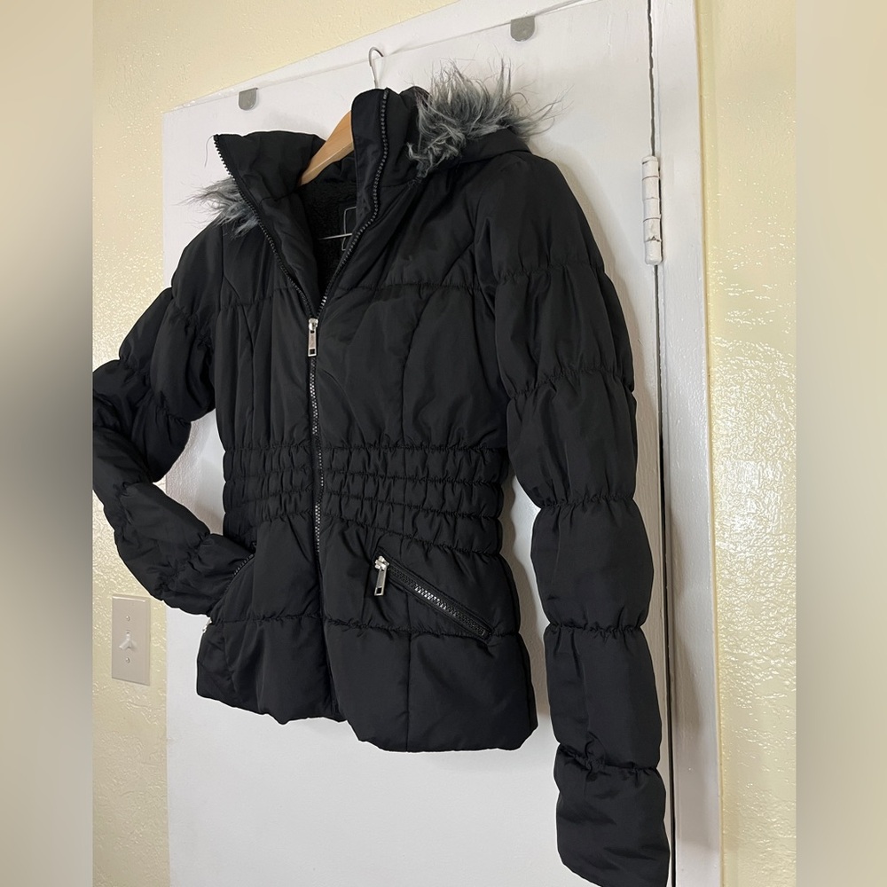 Maralyn & Me Faux-Fur-Trim Hooded Puffer Coat Gently used Sz S - Picture 4 of 9